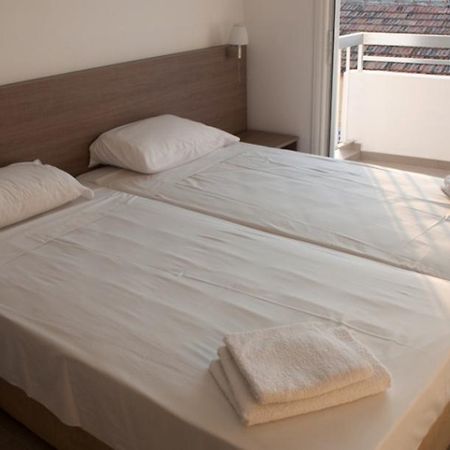 St. George Rent Rooms Larnaca Exterior photo