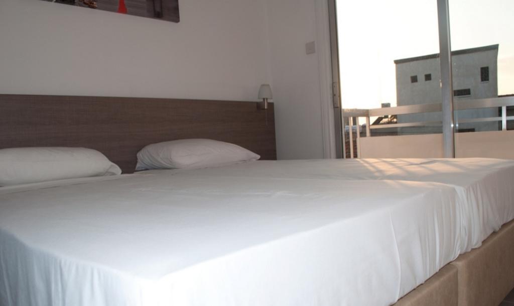 St. George Rent Rooms Larnaca Exterior photo